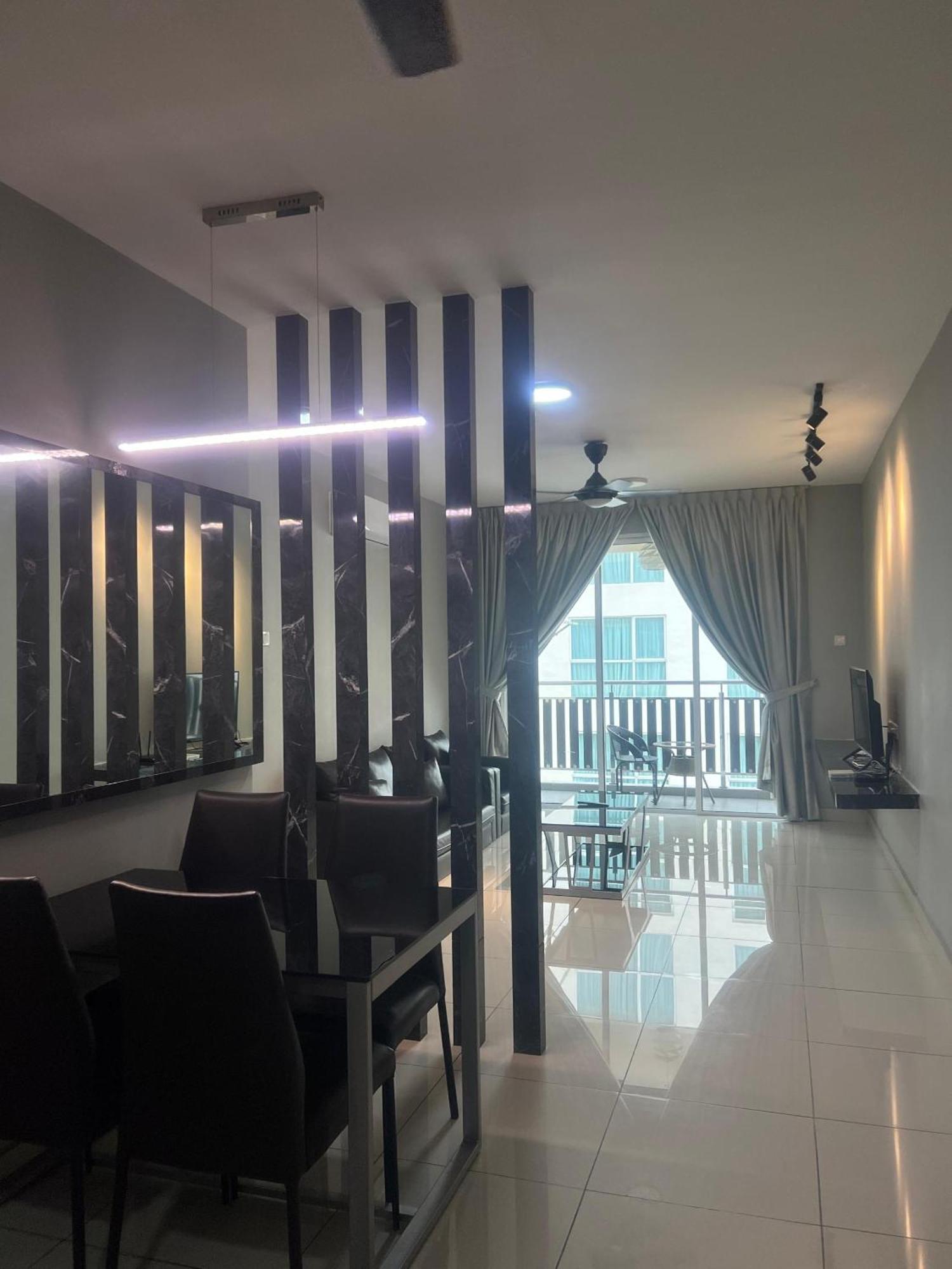 Residences At Daya By Sr Home Johor Bahru Exterior photo
